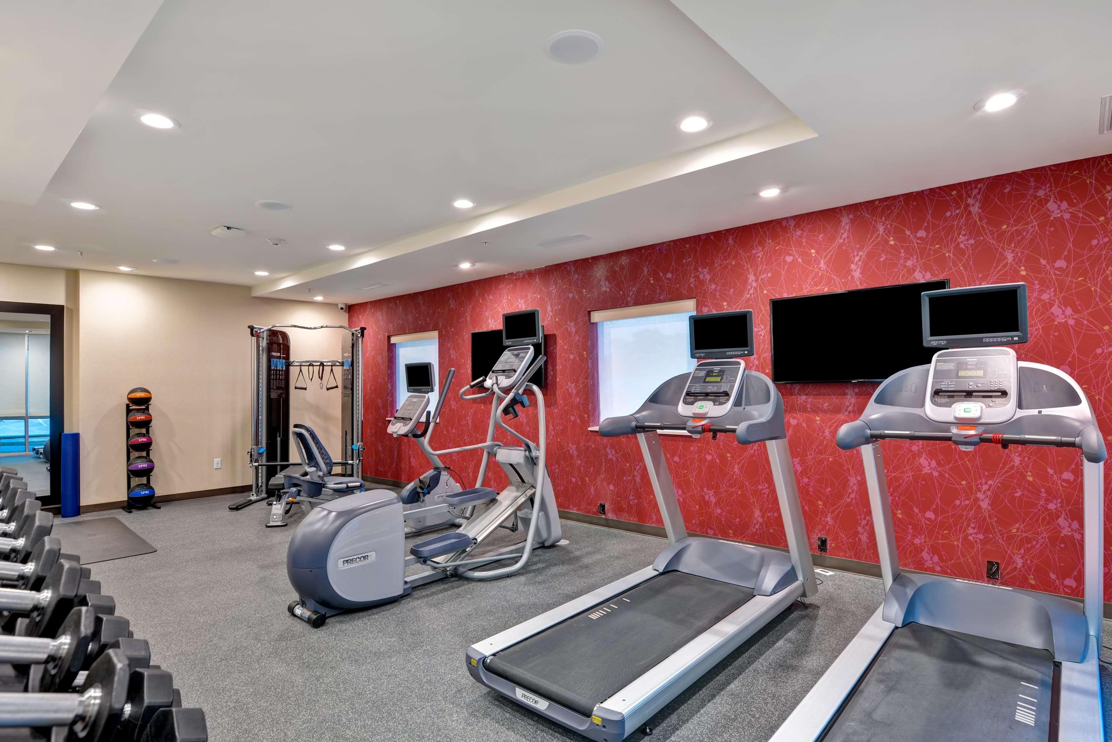 Home2 Suites By Hilton Hot Springs Buitenkant foto